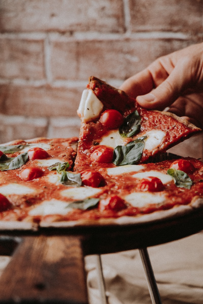 Pizza Keyfi: İtalyan Pizza Malzemeleri Pizza Keyfi: İtalyan Pizza Malzemeleri