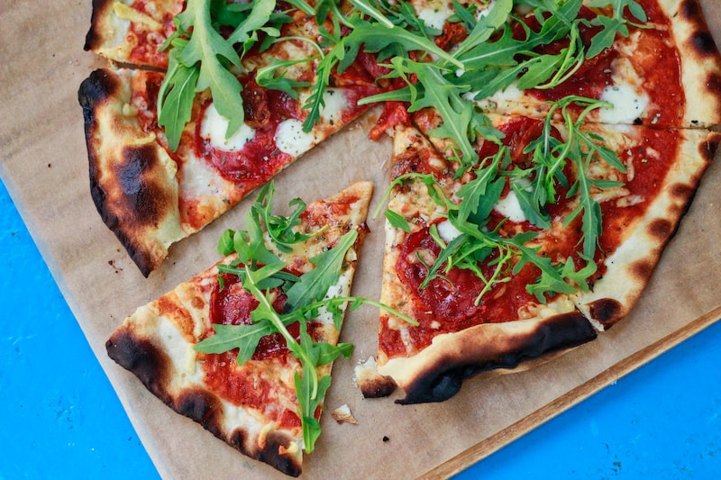 Pizza Keyfi: Pizza Sunumu ve Servis Fikirleri