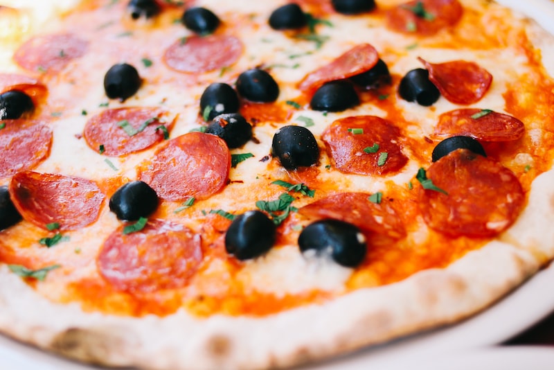 Pizza Malzemeleri ve İçerik Seçimi Pizza Malzemeleri ve İçerik Seçimi