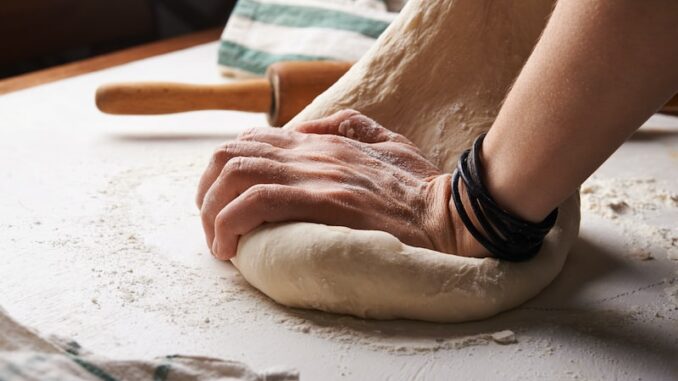 uploaded-image-pizza-soslari-ve-doldurma-teknikleri-1697799813099